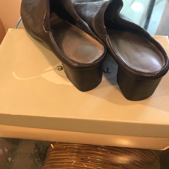 Liz Claiborne Black Leather Mules Step in size 9.5 - Picture 4 of 4